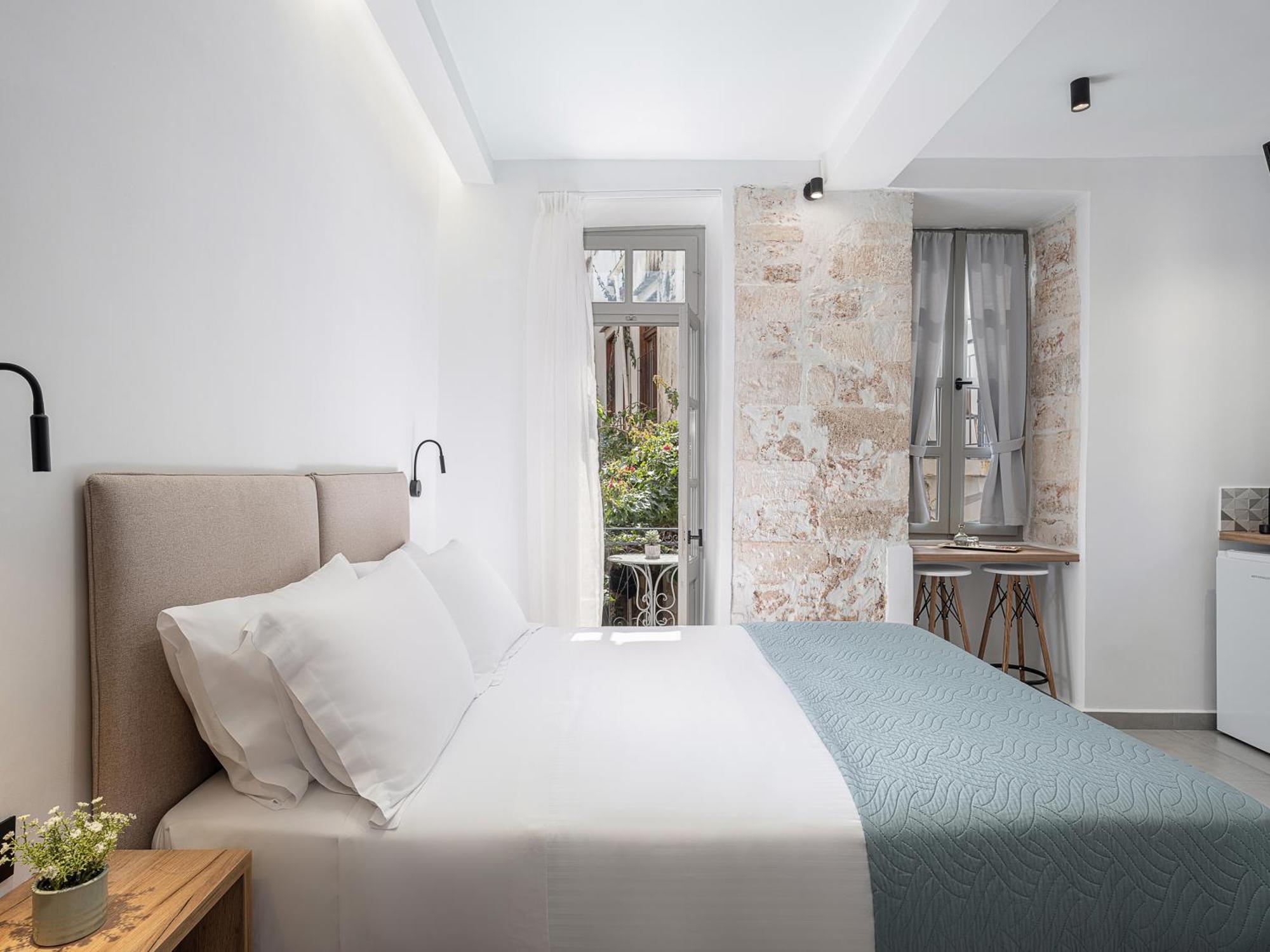 Отель Porto Vecchio Ханья Экстерьер фото